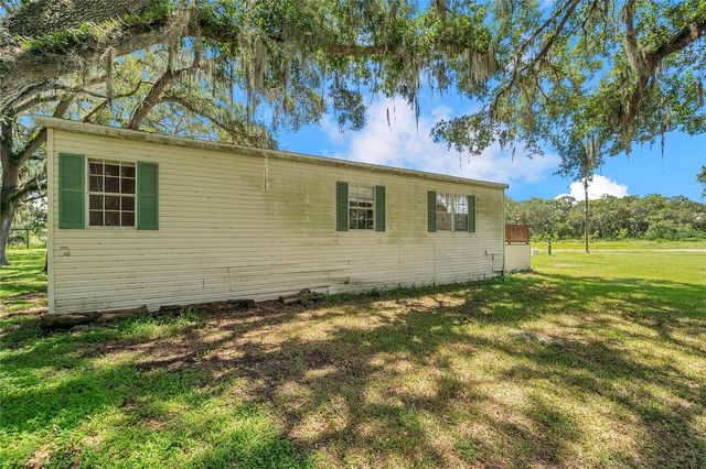 7405 WILLIAMS ROAD, Seffner, FL 33584