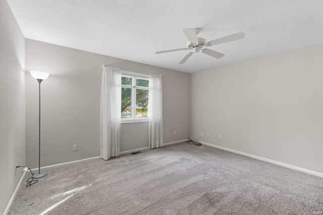 1326 Bluff Pointe Way, Fort Wayne, IN 46845