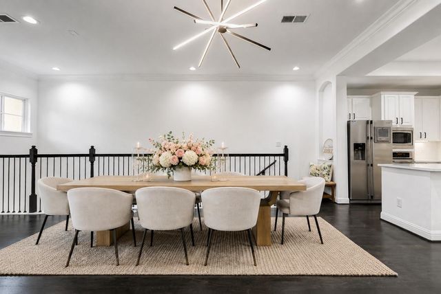 19 Versante Court, Houston, TX 77070
