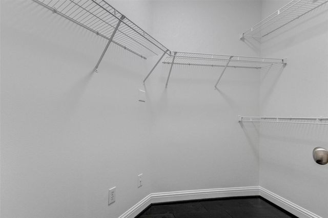 19 Versante Court, Houston, TX 77070