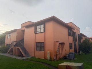 6395 W 27th Ct 102, Hialeah, FL 33016