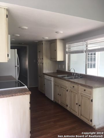 9567 Millers Ridge, San Antonio, TX 78239