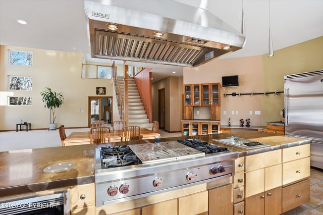 8115 N Highlander Loop, Palmer, AK 99645