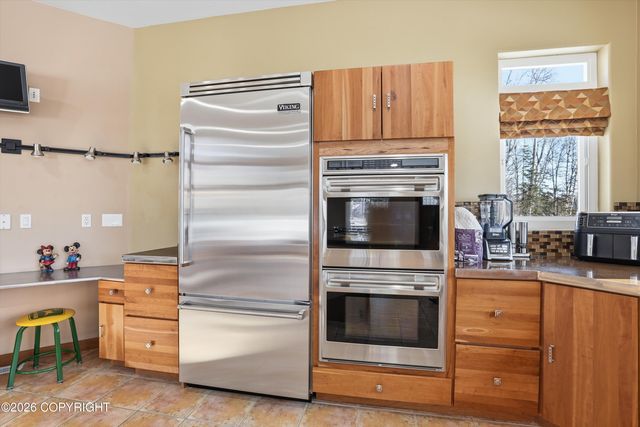 8115 N Highlander Loop, Palmer, AK 99645