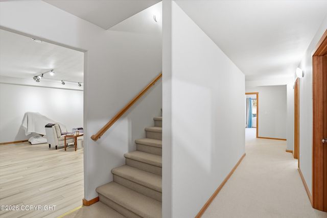 8115 N Highlander Loop, Palmer, AK 99645