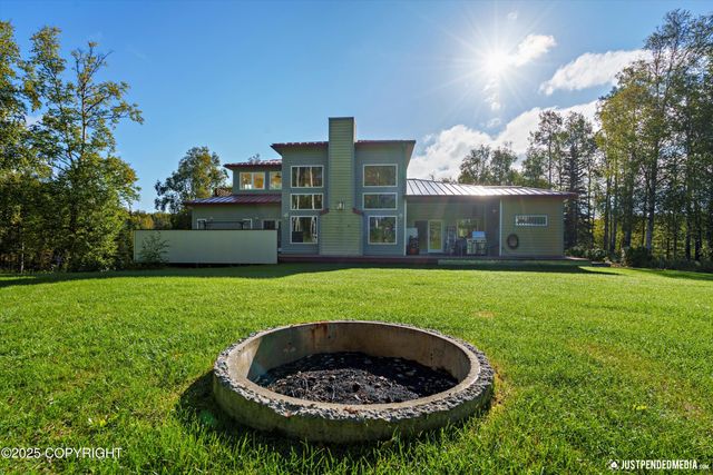 8115 N Highlander Loop, Palmer, AK 99645