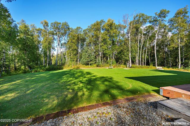 8115 N Highlander Loop, Palmer, AK 99645