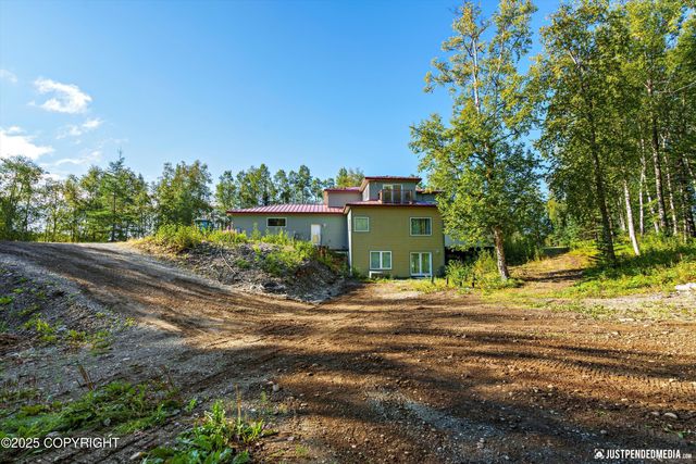 8115 N Highlander Loop, Palmer, AK 99645