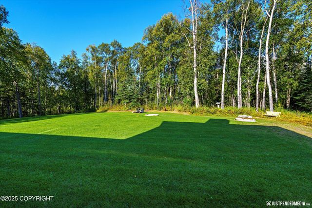 8115 N Highlander Loop, Palmer, AK 99645