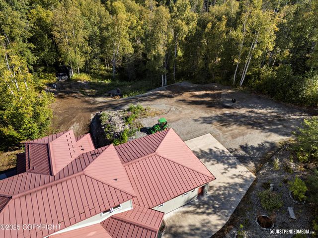 8115 N Highlander Loop, Palmer, AK 99645