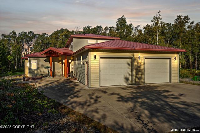 8115 N Highlander Loop, Palmer, AK 99645