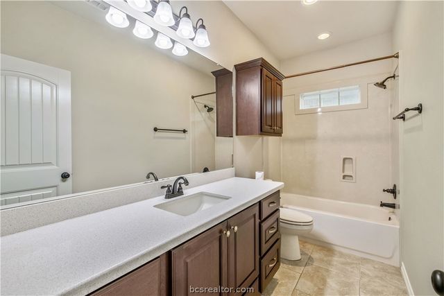 4335 Dawn Lynn Drive, College Station, TX 77845