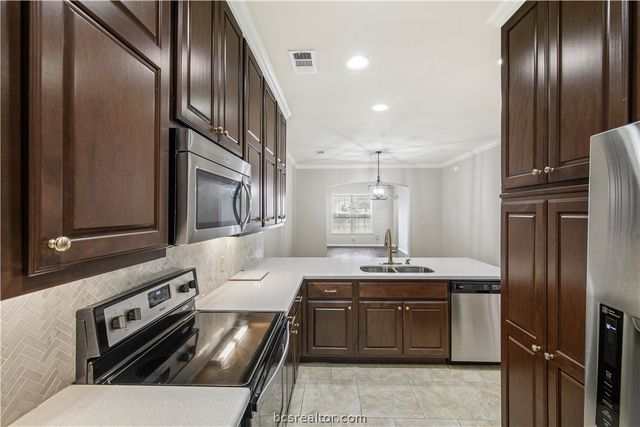 4335 Dawn Lynn Drive, College Station, TX 77845