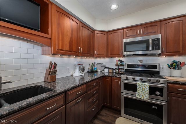 1619 Reed Street, Canal Fulton, OH 44614
