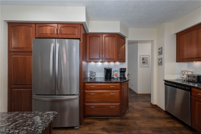 1619 Reed Street, Canal Fulton, OH 44614