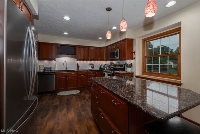 1619 Reed Street, Canal Fulton, OH 44614