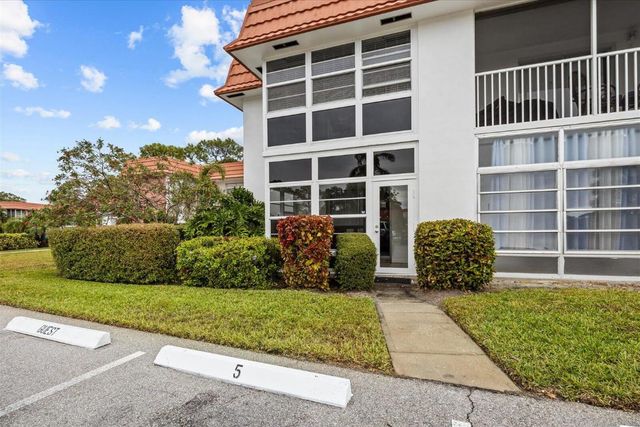 2600 SE Ocean Boulevard E5, Stuart, FL 34996