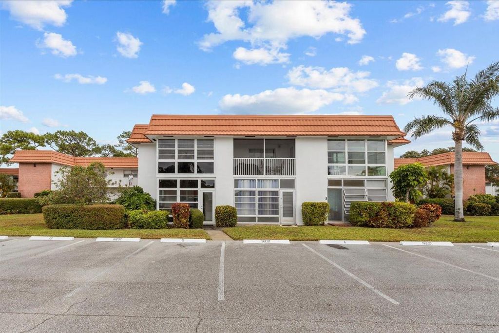 2600 SE Ocean Boulevard E5, Stuart, FL 34996