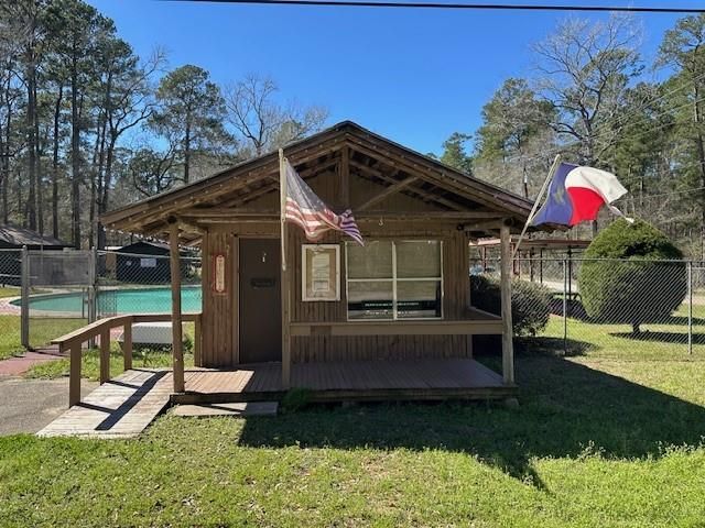 15819 Forest Drive, Montgomery, TX 77356