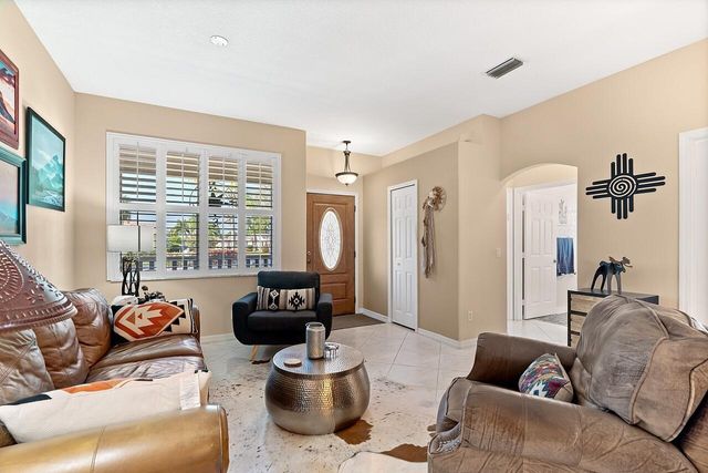 544 NW Cortina Lane, Port St Lucie, FL 34986