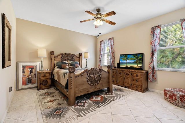 544 NW Cortina Lane, Port St Lucie, FL 34986