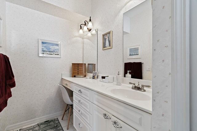 544 NW Cortina Lane, Port St Lucie, FL 34986