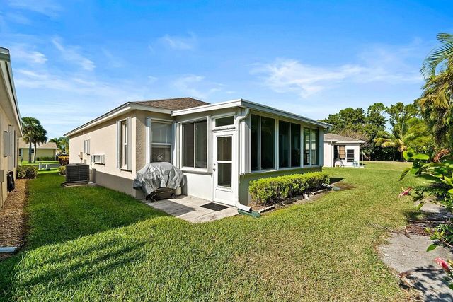 544 NW Cortina Lane, Port St Lucie, FL 34986