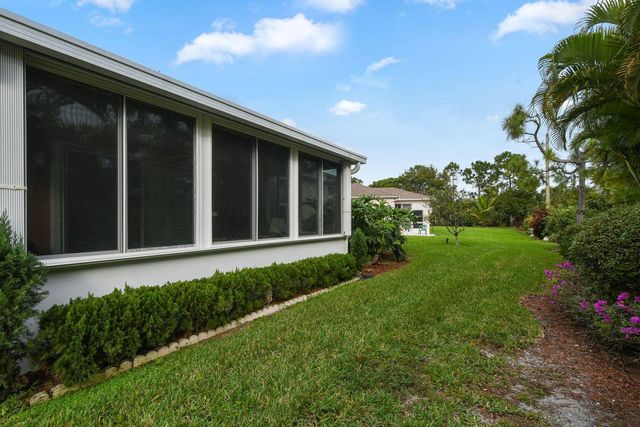 544 NW Cortina Lane, Port St Lucie, FL 34986