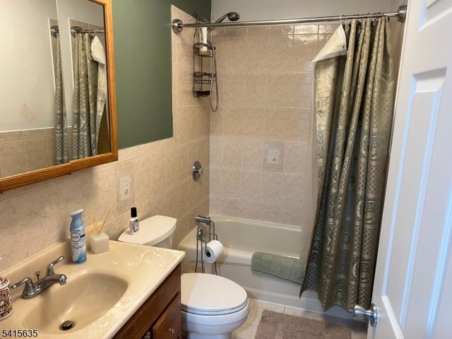 16 Belmar St, Franklin Twp., NJ 08873