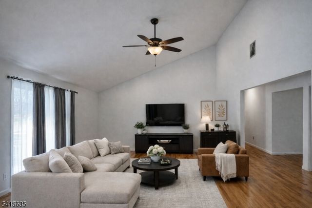 16 Belmar St, Franklin Twp., NJ 08873