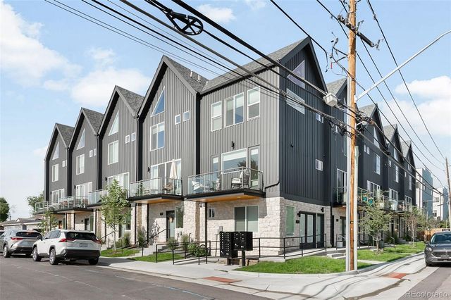 2282 S Dexter Street 2, Denver, CO 80222