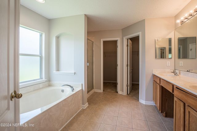 6567 CHESTER PARK Drive, Jacksonville, FL 32222