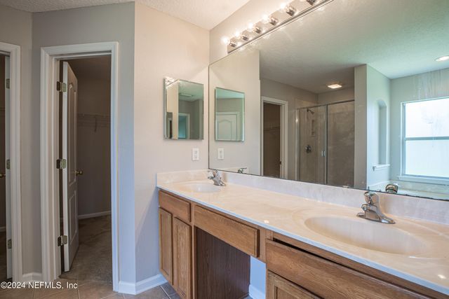 6567 CHESTER PARK Drive, Jacksonville, FL 32222