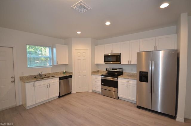 3341 Willard ST, Fort Myers, FL 33916