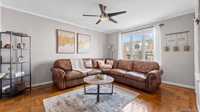 7338 52nd Road, Maspeth, NY 11378