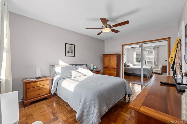 7338 52nd Road, Maspeth, NY 11378