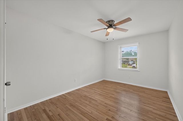 1919 Yucca Drive, Dallas, TX 75217