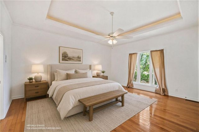 2518 SW Wintervalley Court, Lee's Summit, MO 64081