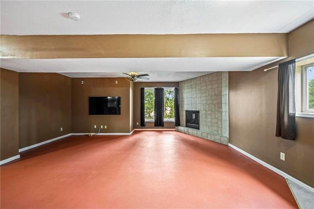 2518 SW Wintervalley Court, Lee's Summit, MO 64081