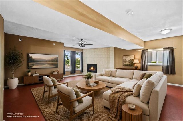 2518 SW Wintervalley Court, Lee's Summit, MO 64081