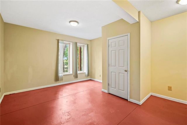 2518 SW Wintervalley Court, Lee's Summit, MO 64081