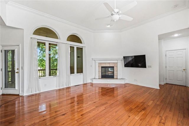 2518 SW Wintervalley Court, Lee's Summit, MO 64081