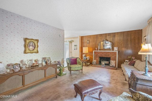 315 Longwood Court, Newbury Park, CA 91320