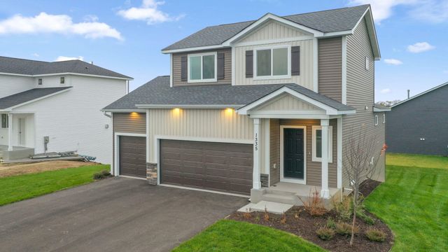 1335 Orchid Way, New Richmond, WI 54017