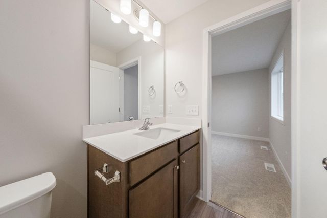 1335 Orchid Way, New Richmond, WI 54017