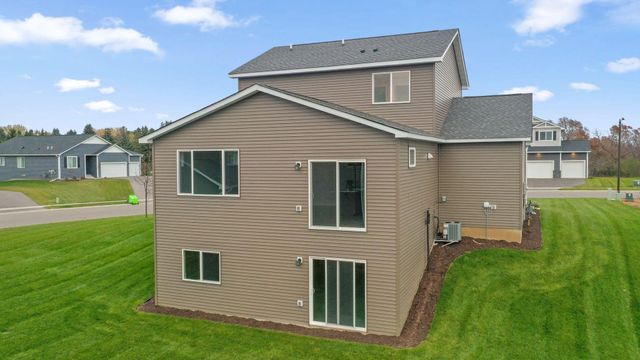 1335 Orchid Way, New Richmond, WI 54017