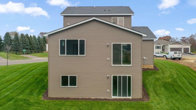 1335 Orchid Way, New Richmond, WI 54017
