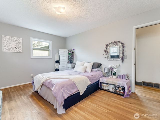 711 SE 101st Avenue, Vancouver, WA 98664