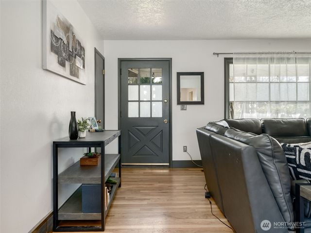 711 SE 101st Avenue, Vancouver, WA 98664