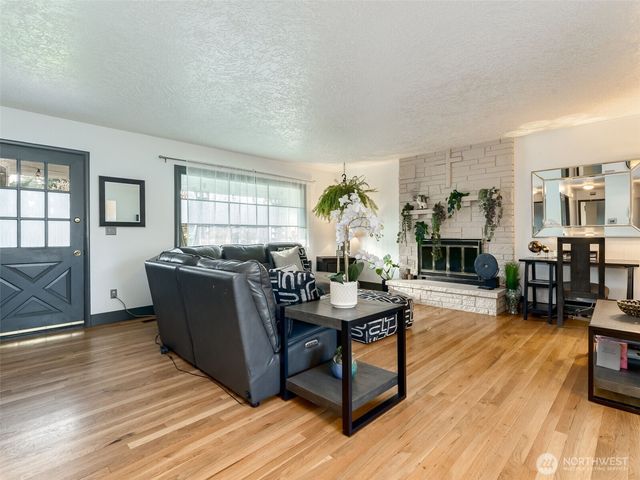 711 SE 101st Avenue, Vancouver, WA 98664